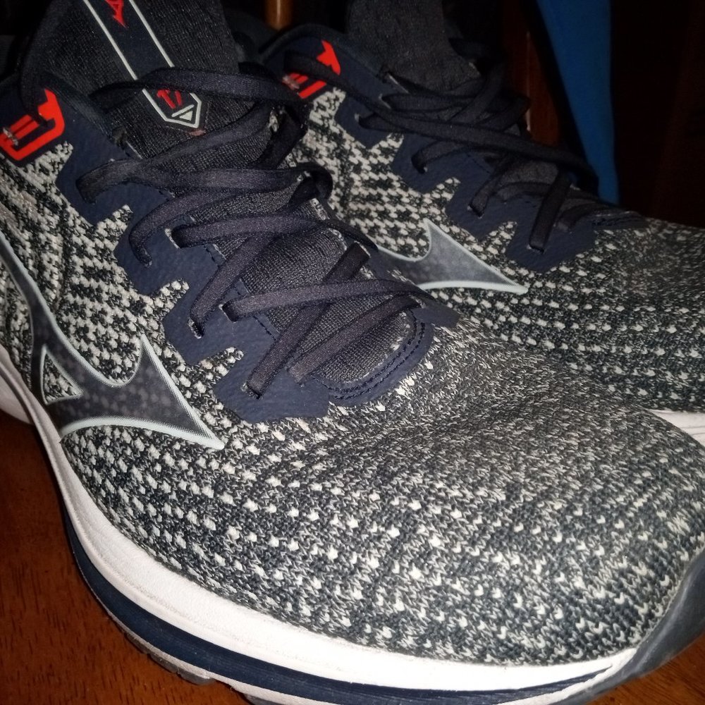 MEN’S WAVE INSPIRE 17 WAVEKNIT RUNNING SHOE size 13